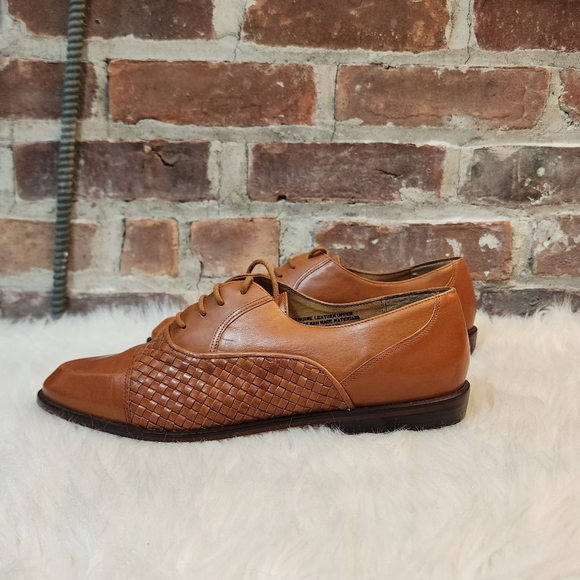 Anne Marino Brown Leather Loafers, Size 9 - Picture 4 of 14